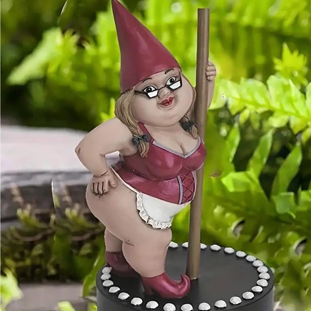 Stranger Things garden gnome